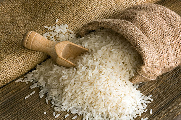 Basmati vs. Non-Basmati: A Guide for Importers